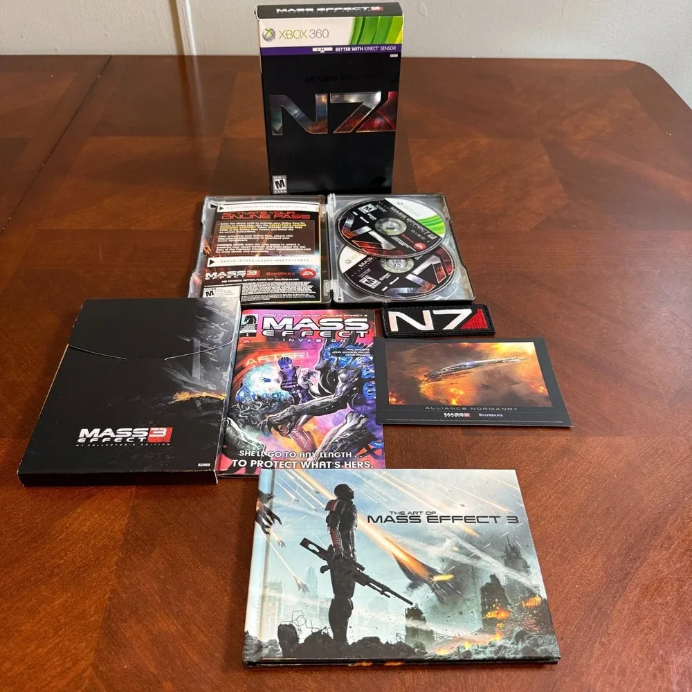 Mass Effect‎ 3 -- N7 Collector's Edition Microsoft Xbox 360, 2012